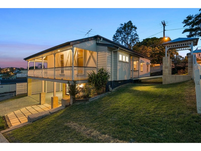 74 Wylie Avenue, Coorparoo QLD 4151