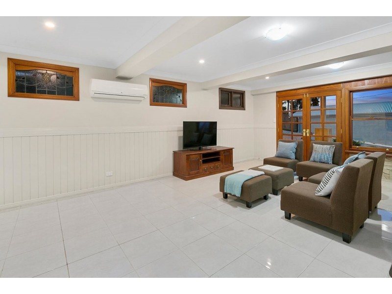 74 Wylie Avenue, Coorparoo QLD 4151