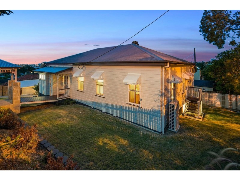 74 Wylie Avenue, Coorparoo QLD 4151