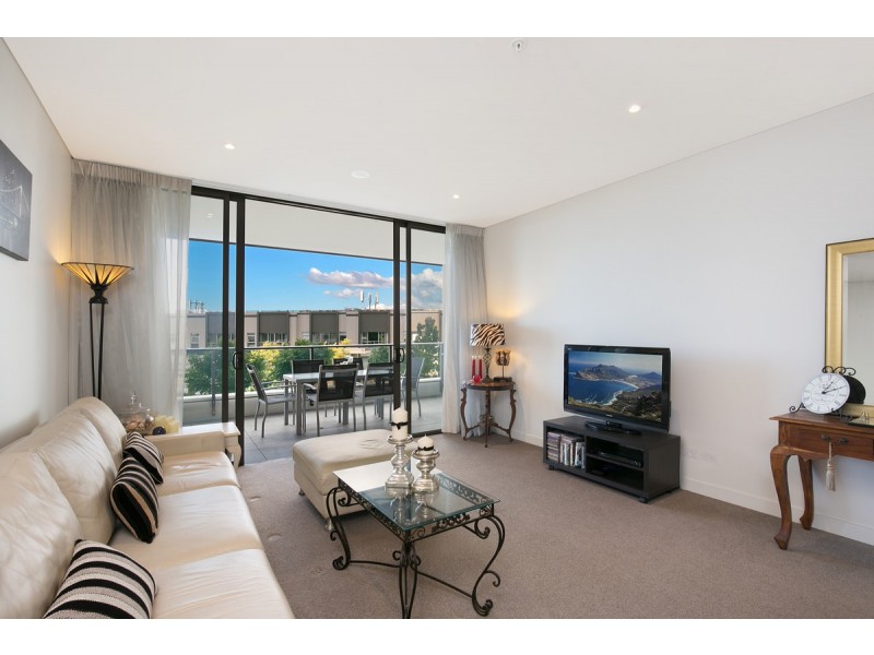 1044/12 Longland Street, Newstead QLD 4006