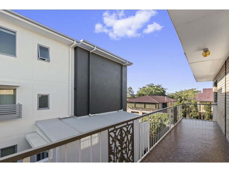 4/22 Amelia Street, Coorparoo QLD 4151