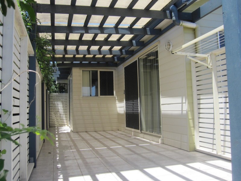 1/28 Bindaree Street, Greenslopes QLD 4120