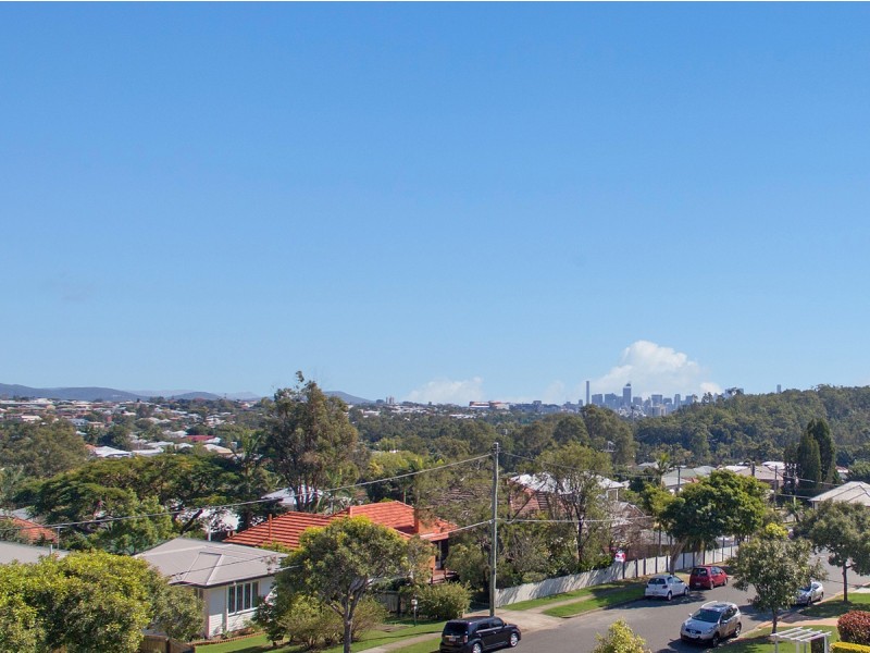 10 Effingham Street, Tarragindi QLD 4121