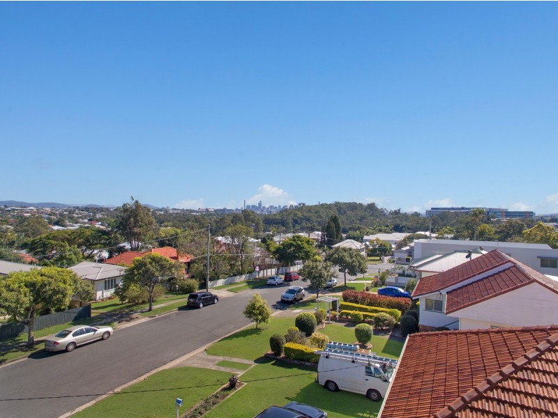 10 Effingham Street, Tarragindi QLD 4121