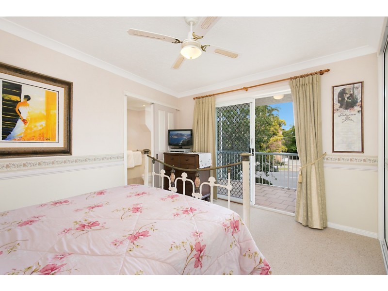2/54 Jellicoe Street, Coorparoo QLD 4151