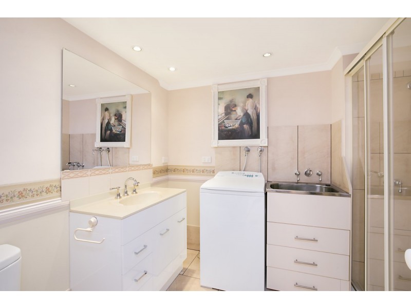 2/54 Jellicoe Street, Coorparoo QLD 4151