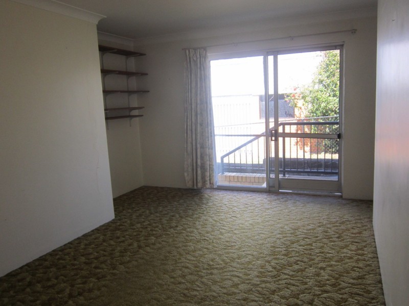 1/8 Wilton Terrace, Yeronga QLD 4104