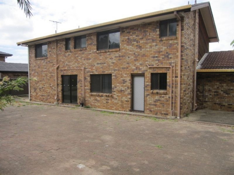 70 Bridgnorth Street, Carindale QLD 4152