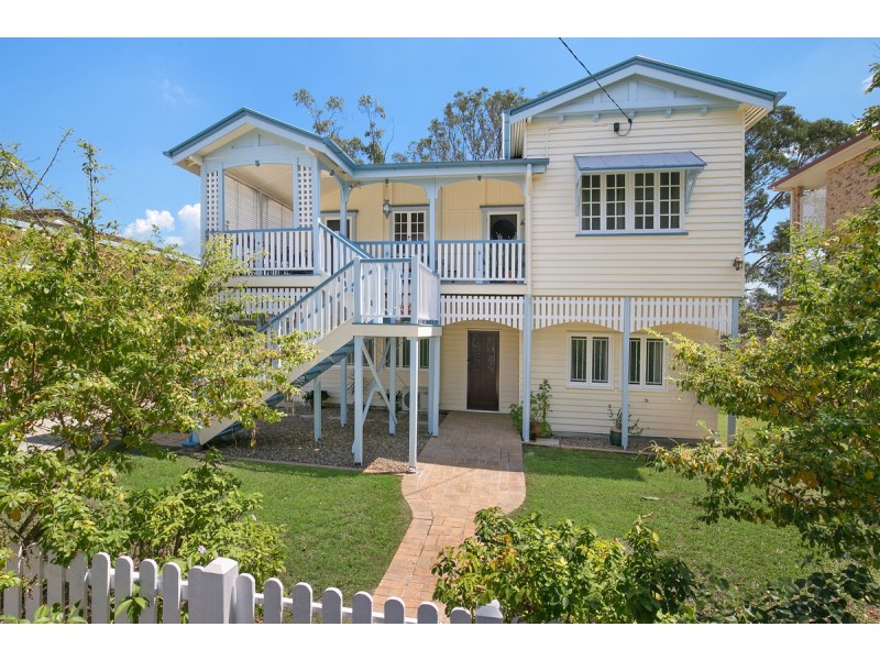 40 Robinson Street, Coorparoo QLD 4151