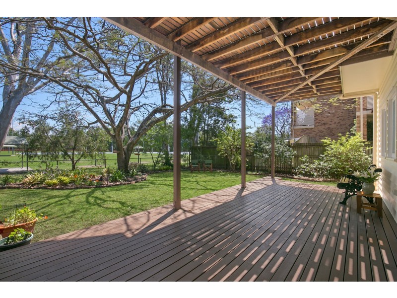 40 Robinson Street, Coorparoo QLD 4151