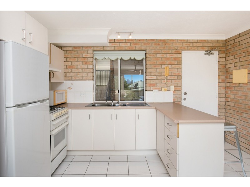 5/11 Baragoola Street, Coorparoo QLD 4151