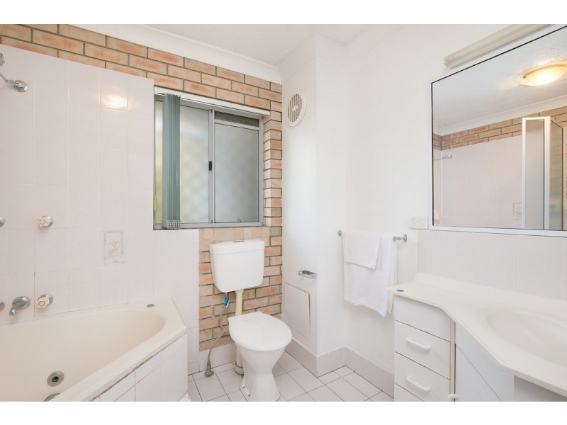 5/11 Baragoola Street, Coorparoo QLD 4151