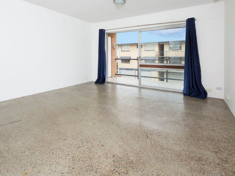 2/16 Rialto Street, Coorparoo QLD 4151