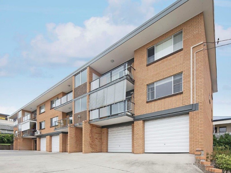 2/16 Rialto Street, Coorparoo QLD 4151