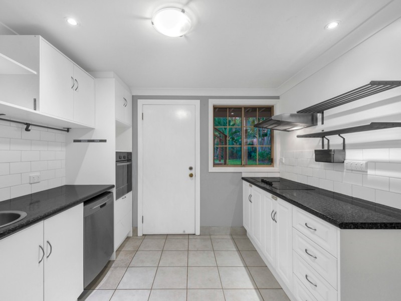 122 Railway Terrace, Murarrie QLD 4172