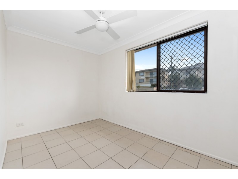 2/30 Wellington Street, Coorparoo QLD 4151