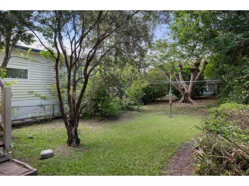 70 Stanley Road, Camp Hill QLD 4152