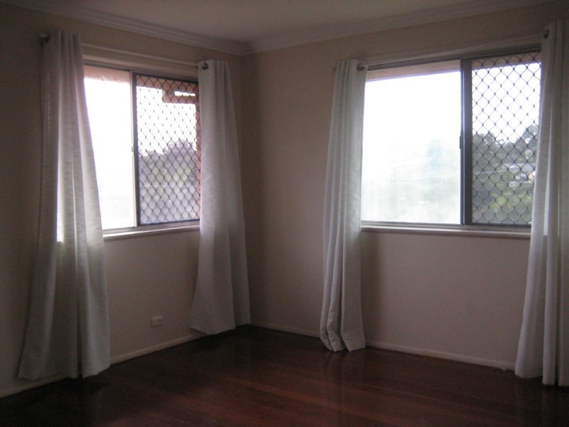 1 Ventura Street, Upper Mount Gravatt QLD 4122