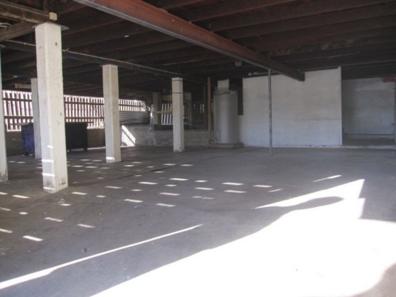 52 Pear Street, Greenslopes QLD 4120