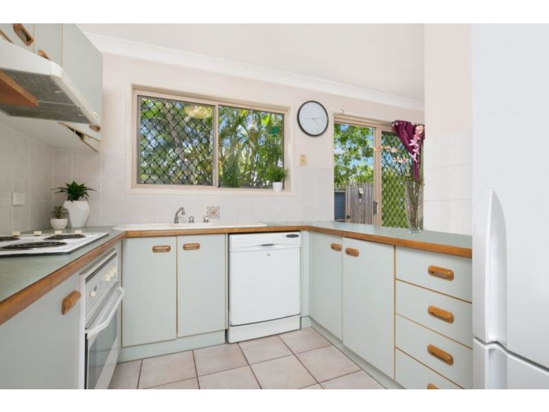 2/3 Haig Street, Coorparoo QLD 4151