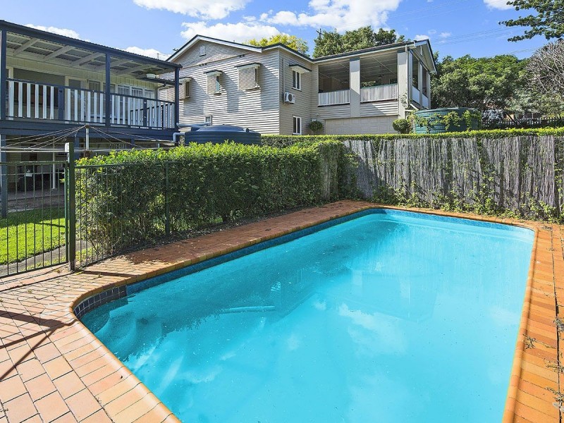 34 Mackay Street, Coorparoo QLD 4151