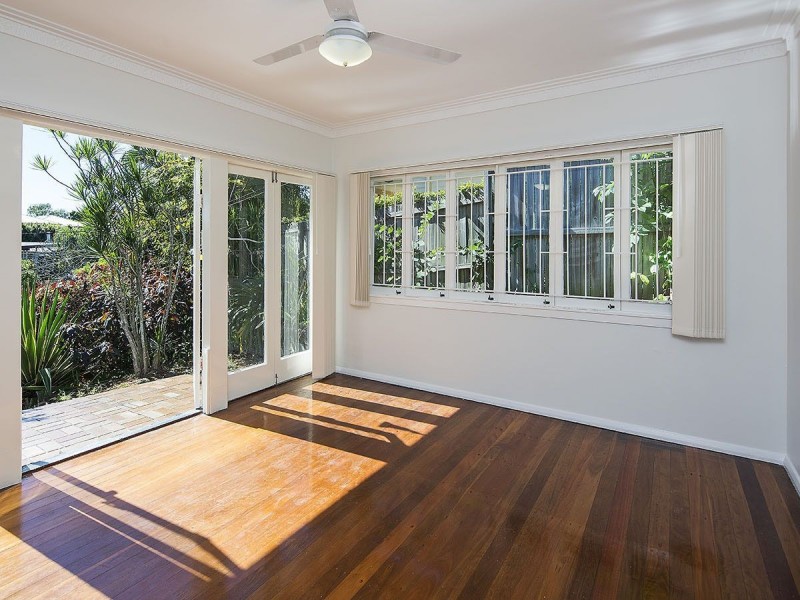 59 Oxley Drive, Holland Park QLD 4121