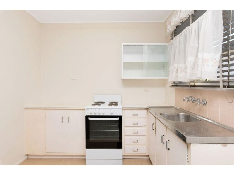 2/32 Barnes Avenue, Coorparoo QLD 4151