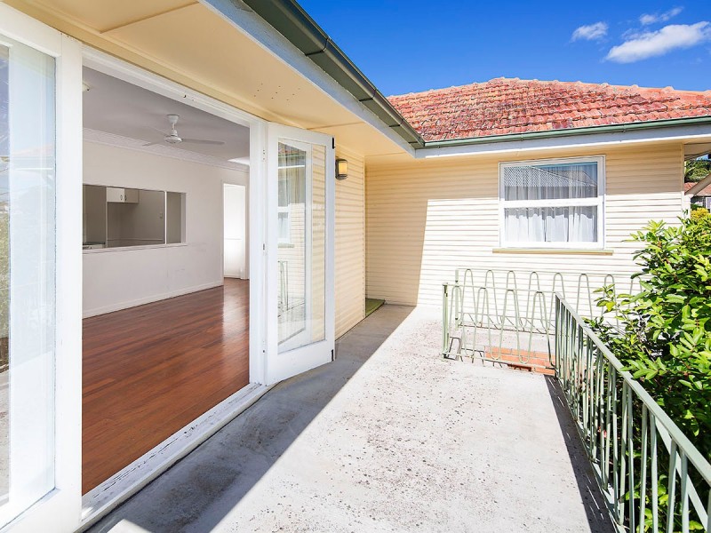 147 Porteus Drive, Seven Hills QLD 4170