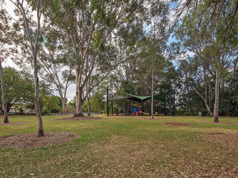 2/115 Leicester Street, Coorparoo QLD 4151