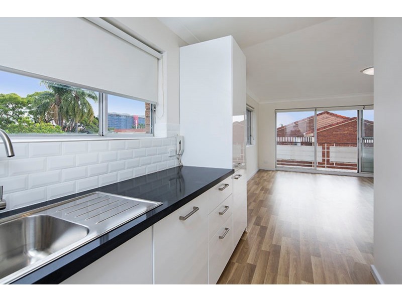 6/34 French Street, Coorparoo QLD 4151