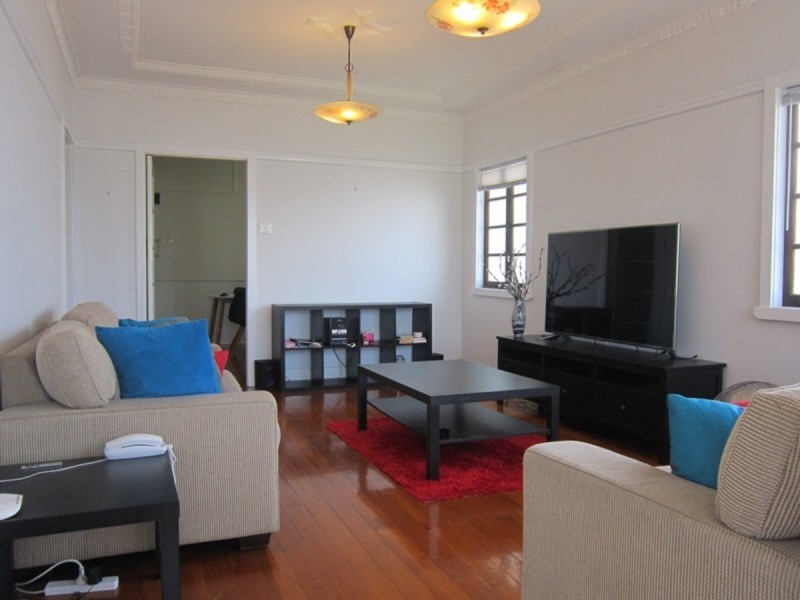 29 Oxley Drive, Holland Park QLD 4121