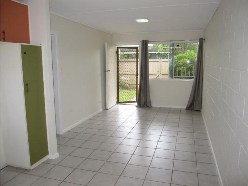 4/697 Logan Road, Greenslopes QLD 4120