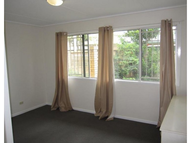 4/697 Logan Road, Greenslopes QLD 4120