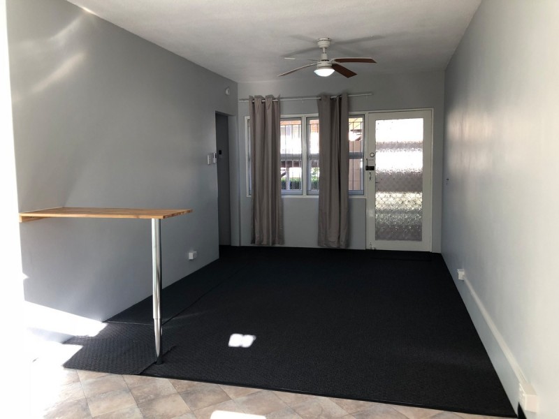 2/37 Dansie Street, Greenslopes QLD 4120