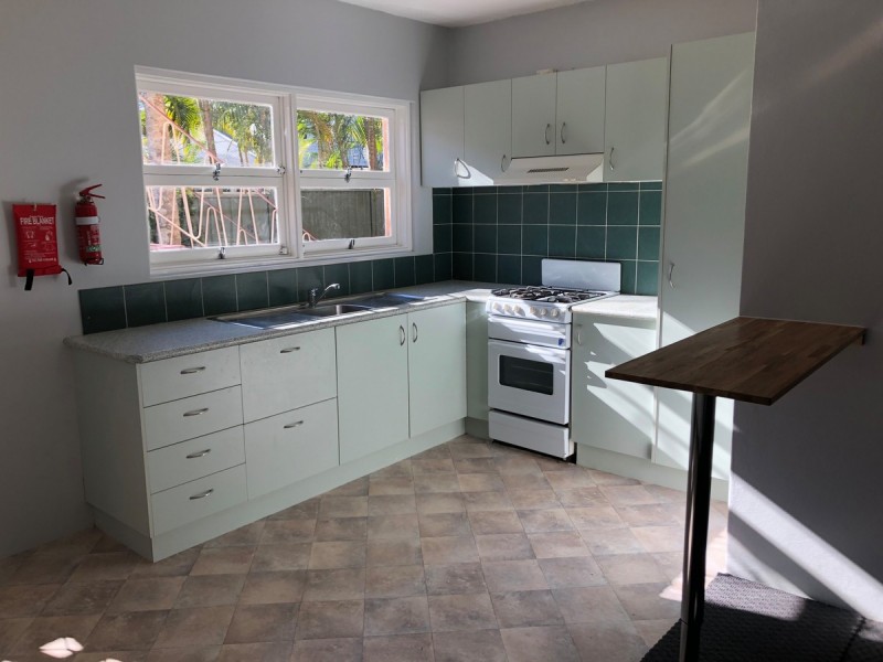 2/37 Dansie Street, Greenslopes QLD 4120