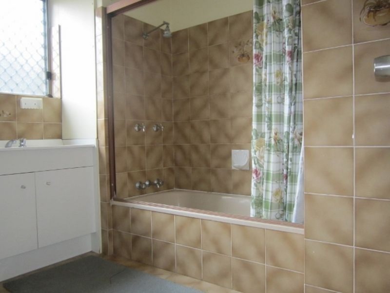 3/88 Victoria Terrace, Greenslopes QLD 4120