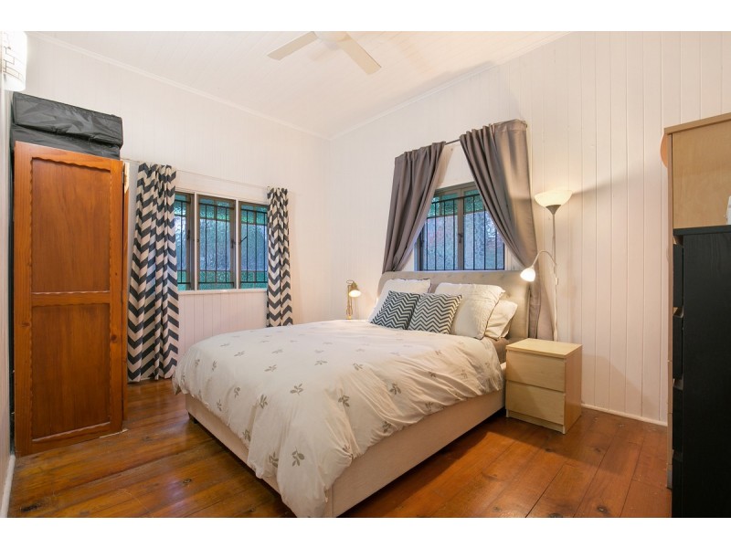 12 Aylesford Street, Annerley QLD 4103