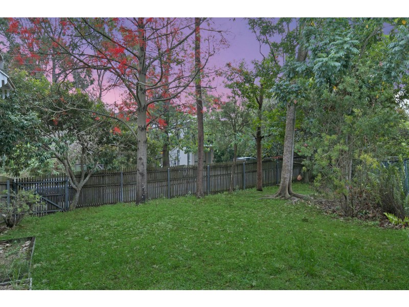 12 Aylesford Street, Annerley QLD 4103