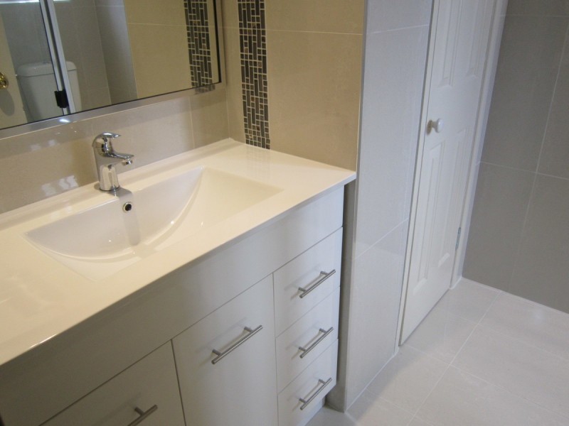 1/4 Nicklin Street, Coorparoo QLD 4151