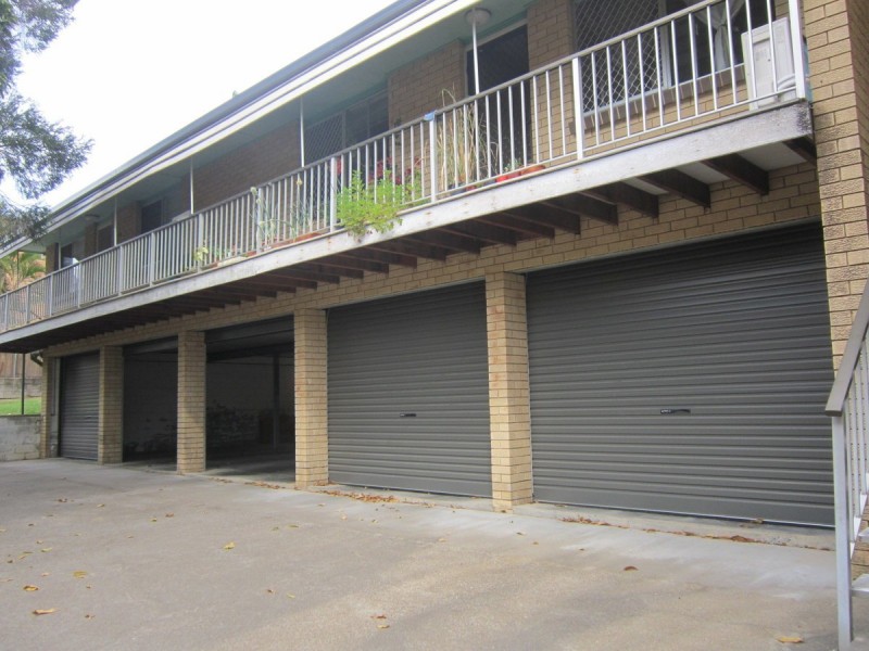 1/4 Nicklin Street, Coorparoo QLD 4151