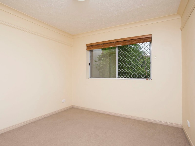 1/85 Kitchener Street, Coorparoo QLD 4151