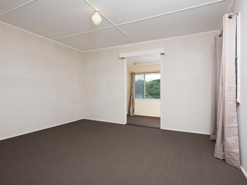 25 Brentnall Street, Norman Park QLD 4170