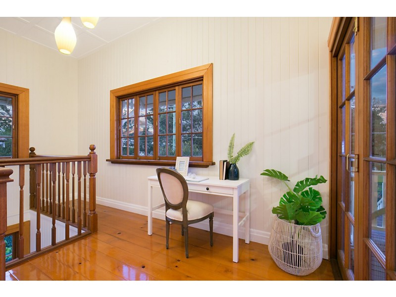 35 Eric Crescent, Annerley QLD 4103