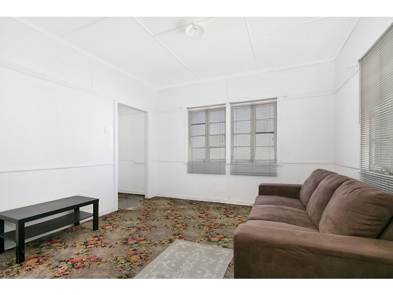 2 Helles Street, Moorooka QLD 4105