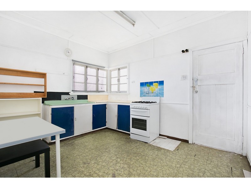 2 Helles Street, Moorooka QLD 4105