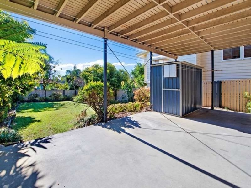 36 Ninth Avenue, Coorparoo QLD 4151