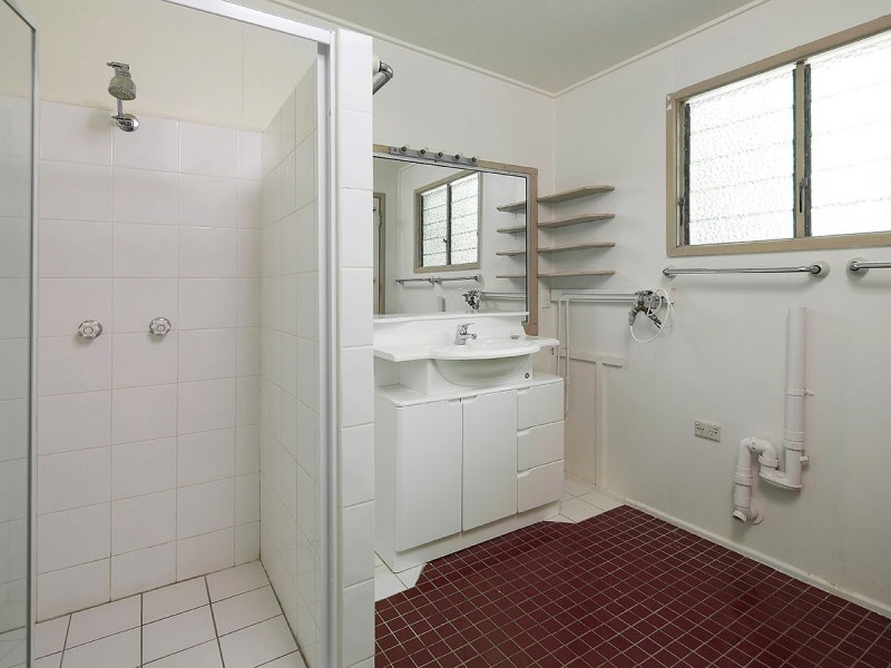 29 Ellis Street, Greenslopes QLD 4120