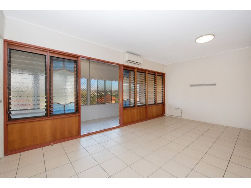 8/20 Kirkland Avenue, Coorparoo QLD 4151