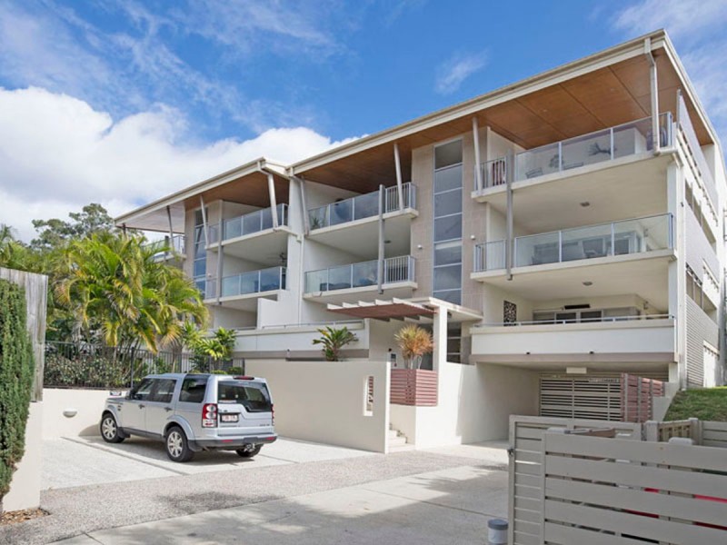 2/86 Pembroke Road, Coorparoo QLD 4151