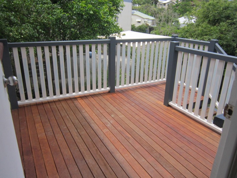 24 Wilkins Street East, Annerley QLD 4103